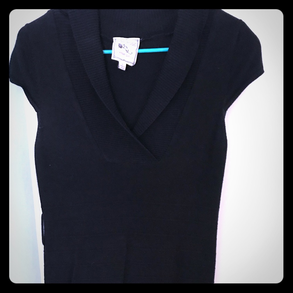 Black Short Sleeve Knee Length Sweater Dress